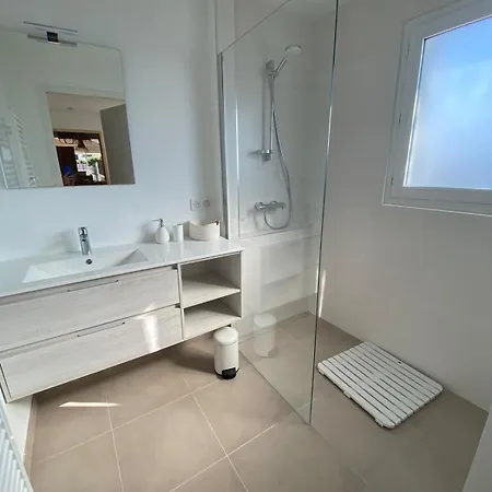 Hébergement de vacances Charmante Vendéenne 5chambres 200m De La